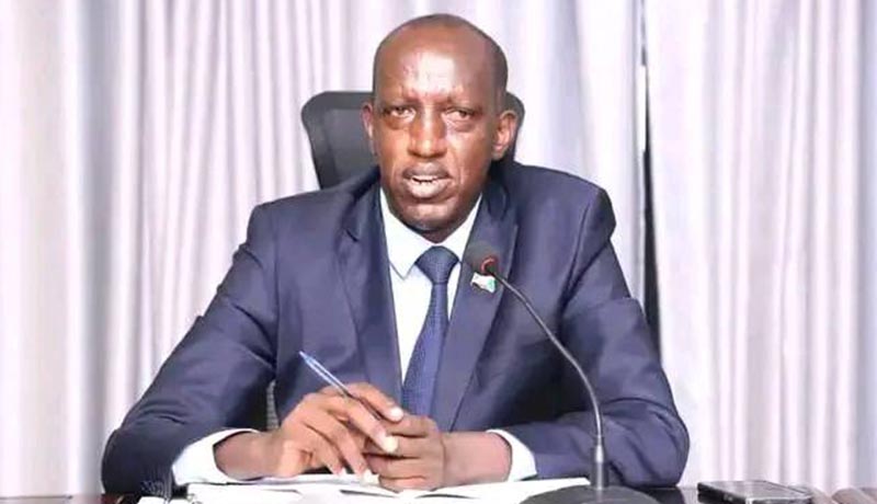 Mr Venuste MUYABAGA Ministre de la fonction publique, du travail et de l'emploi